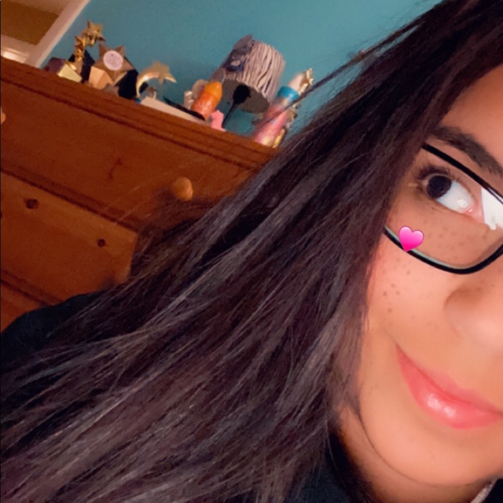 Meet your Posher, Chasity